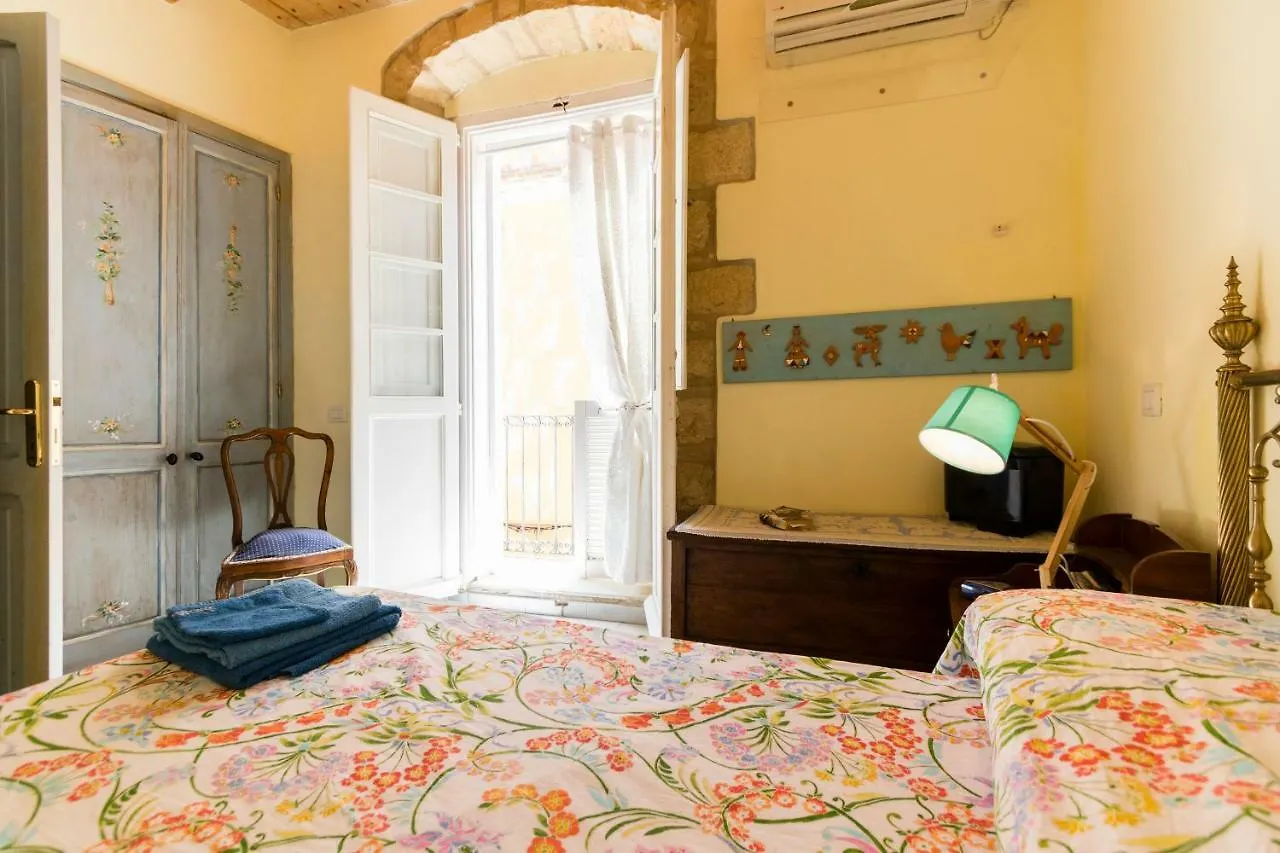 La Casa Di Daisy Apartment Carloforte  0*, Carloforte (Isola di San Pietro) Italy